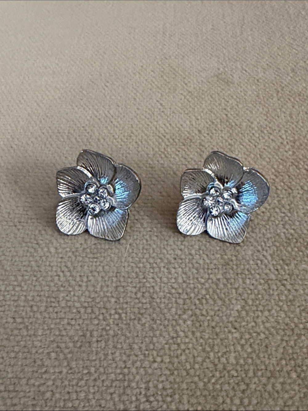 Silver Floral Crystal Stud Earrings - Women Jewelry